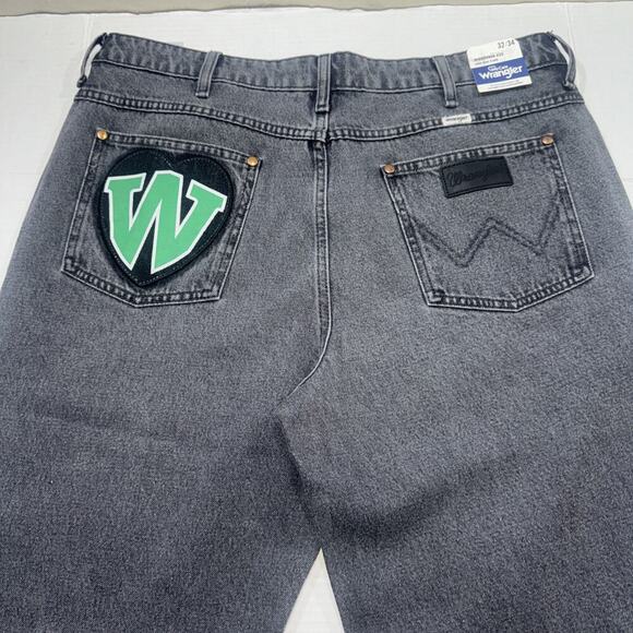 Wrangler WANDERER 622 HIGH RISE FLARE W Patch Black Distressed Jeans Women 32x34 - Picture 1 of 13